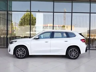 BMW iX1 2025 купить из Китая, цена 4 040 000 ₽ — Suifenhe Auto