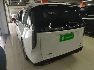 Maxus Dajia 7 2024 купить из Китая, цена 4 086 000 ₽ — Suifenhe Auto
