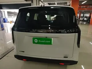 Maxus Dajia 7 2024 купить из Китая, цена 4 086 000 ₽ — Suifenhe Auto