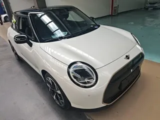 MINI COOPER 2025 купить из Китая, цена 3 993 000 ₽ — Suifenhe Auto