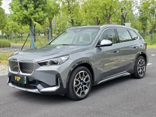 BMW iX1 2023