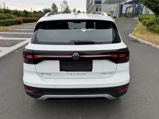 Volkswagen Tacqua 2024 купить из Китая, цена 1 453 000 ₽ — Suifenhe Auto