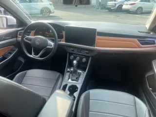 Volkswagen Bora 2024 купить из Китая, цена 1 527 000 ₽ — Suifenhe Auto