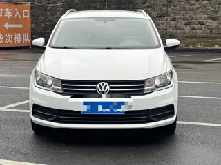 Volkswagen Santana 2020 купить из Китая, цена 1 279 000 ₽ — Suifenhe Auto