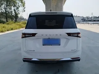 Wuling Jiachen 2023 купить из Китая, цена 1 266 000 ₽ — Suifenhe Auto