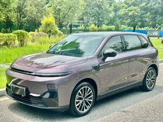 Leapmotor B10 2025 купить из Китая, цена 2 968 000 ₽ — Suifenhe Auto
