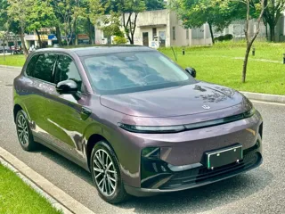 Leapmotor B10 2025 купить из Китая, цена 2 968 000 ₽ — Suifenhe Auto