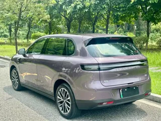 Leapmotor B10 2025 купить из Китая, цена 2 968 000 ₽ — Suifenhe Auto