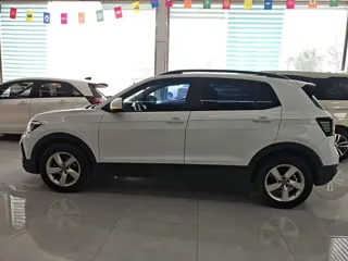 Volkswagen T-Cross 2023 купить из Китая, цена 1 207 000 ₽ — Suifenhe Auto