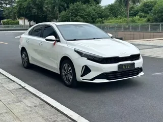 Kia K3 2024 купить из Китая, цена 1 685 000 ₽ — Suifenhe Auto