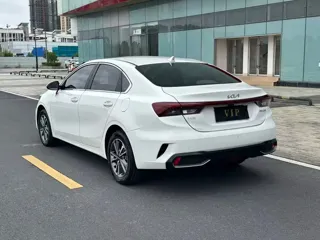 Kia K3 2024 купить из Китая, цена 1 685 000 ₽ — Suifenhe Auto