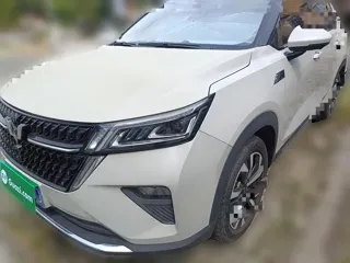Wuling Xingchen 2022 купить из Китая, цена 1 073 000 ₽ — Suifenhe Auto