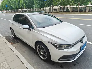 Volkswagen Golf 2022 купить из Китая, цена 1 471 000 ₽ — Suifenhe Auto