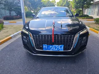 Hongqi H5 2025 купить из Китая, цена 3 124 000 ₽ — Suifenhe Auto