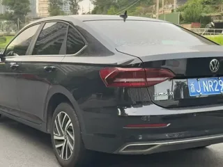 Volkswagen Lavida 2022 купить из Китая, цена 1 185 000 ₽ — Suifenhe Auto