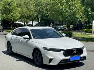 Honda Inspire 2025 купить из Китая, цена 3 533 000 ₽ — Suifenhe Auto