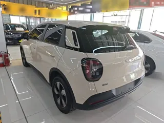 Aion UT 2025 купить из Китая, цена 1 572 000 ₽ — Suifenhe Auto
