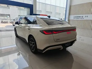 BYD Seal 2025 купить из Китая, цена 3 314 000 ₽ — Suifenhe Auto