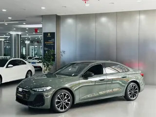 Audi A5L 2025 купить из Китая, цена 5 364 000 ₽ — Suifenhe Auto