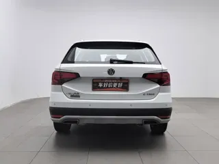 Volkswagen C-TREK 2018 купить из Китая, цена 1 358 000 ₽ — Suifenhe Auto
