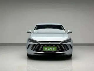 BYD Qin 2024 купить из Китая, цена 2 504 000 ₽ — Suifenhe Auto