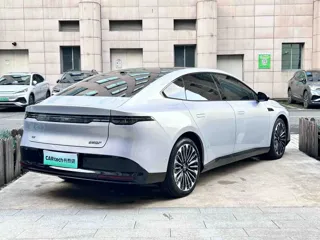 Nissan N7 2025 купить из Китая, цена 3 332 000 ₽ — Suifenhe Auto