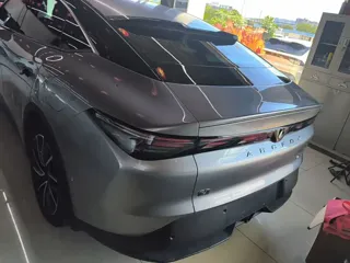 ARCFOX S 2025 купить из Китая, цена 3 434 000 ₽ — Suifenhe Auto