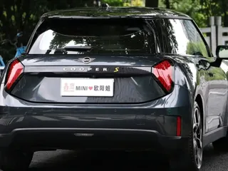 MINI COOPER 2025 купить из Китая, цена 4 113 000 ₽ — Suifenhe Auto