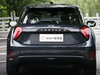 MINI COOPER 2025 купить из Китая, цена 4 113 000 ₽ — Suifenhe Auto