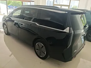 Maxus Dajia 7 2024 купить из Китая, цена 4 188 000 ₽ — Suifenhe Auto
