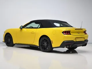 Ford Mustang 2024 купить из Китая, цена 9 216 000 ₽ — Suifenhe Auto