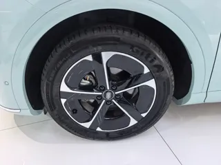 Shangjie H5 2025 купить из Китая, цена 3 894 000 ₽ — Suifenhe Auto