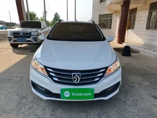 Baojun 310 2020 купить из Китая, цена 957 000 ₽ — Suifenhe Auto