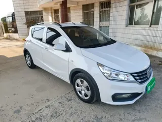 Baojun 310 2020 купить из Китая, цена 957 000 ₽ — Suifenhe Auto