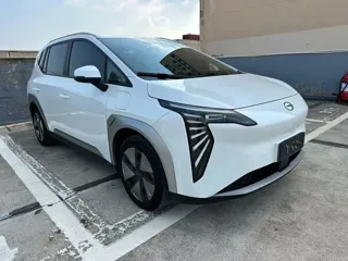 Aion Y 2025 купить из Китая, цена 2 723 000 ₽ — Suifenhe Auto