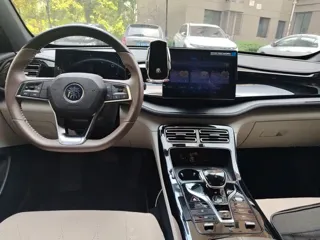 BYD Qin PLUS 2024 купить из Китая, цена 2 349 000 ₽ — Suifenhe Auto