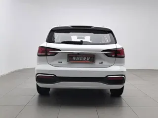 Roewe Ei5 2018 купить из Китая, цена 913 000 ₽ — Suifenhe Auto