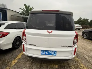 Wuling Hongguang PLUS 2019 купить из Китая, цена 1 123 000 ₽ — Suifenhe Auto