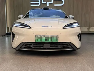 BYD 07 DM-i 2025 купить из Китая, цена 4 053 000 ₽ — Suifenhe Auto