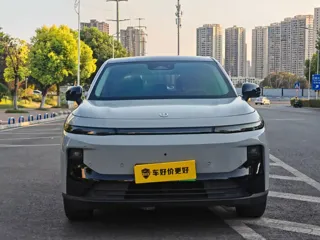 Leapmotor B10 2025 купить из Китая, цена 3 114 000 ₽ — Suifenhe Auto