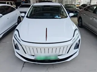 Hongqi E-QM5 2024 купить из Китая, цена 1 703 000 ₽ — Suifenhe Auto
