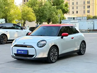 MINI COOPER 2024 купить из Китая, цена 3 596 000 ₽ — Suifenhe Auto