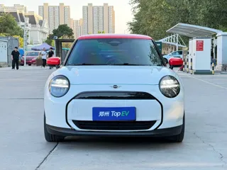 MINI COOPER 2024 купить из Китая, цена 3 596 000 ₽ — Suifenhe Auto