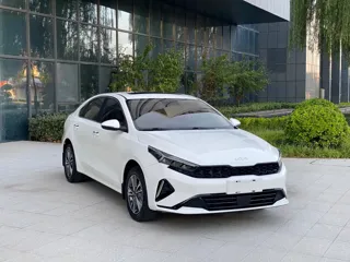 Kia K3 2024 купить из Китая, цена 2 015 000 ₽ — Suifenhe Auto