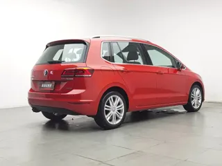 Volkswagen Golf Sportsvan 2018 купить из Китая, цена 1 299 000 ₽ — Suifenhe Auto