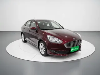 Ford Escort 2019 купить из Китая, цена 1 030 000 ₽ — Suifenhe Auto