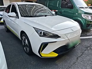Dongfeng Aeolus E70 2023 купить из Китая, цена 1 272 000 ₽ — Suifenhe Auto