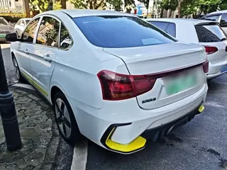 Dongfeng Aeolus E70 2023 купить из Китая, цена 1 272 000 ₽ — Suifenhe Auto