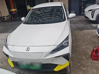 Dongfeng Aeolus E70 2023 купить из Китая, цена 1 269 000 ₽ — Suifenhe Auto