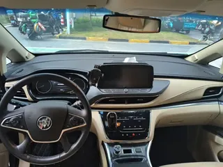 Buick GL8 2024 купить из Китая, цена 4 429 000 ₽ — Suifenhe Auto